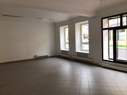Pronájem obchodních nebo kancelářských prostor v Pelhřimově - Fotka 1